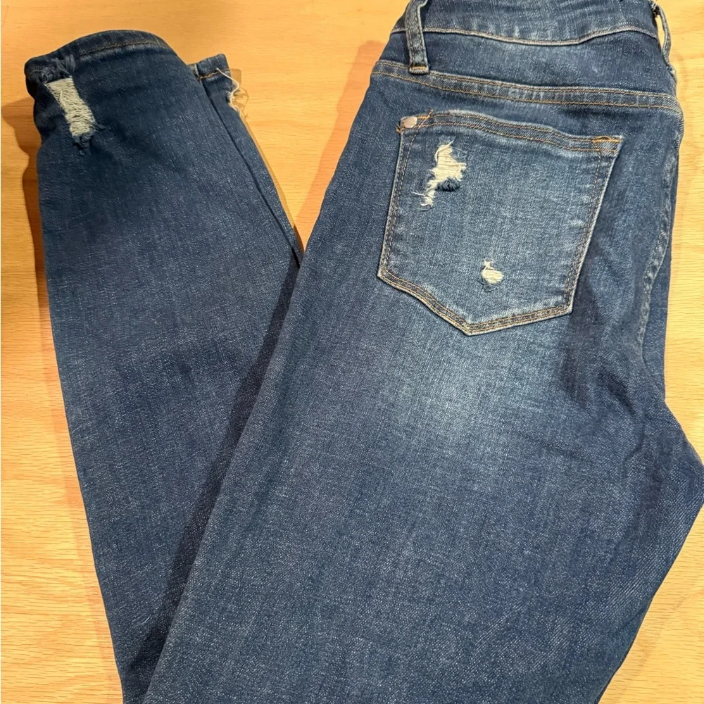Judy Blue Distressed Dark‎ Blue Skinny Jeans